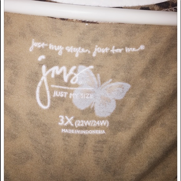 JMS Leopard Print Top - Picture 2 of 4